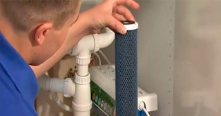 Установка угольных фильтров для воды и вытяжки от 3668 рублей в Перми